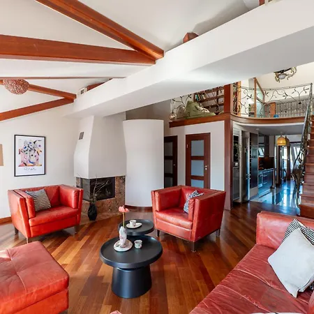 Apartment Dome View By The Main Square - By Upstairs