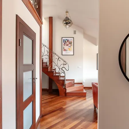 Dome View By The Main Square - By Upstairs Apartamento Cracovia