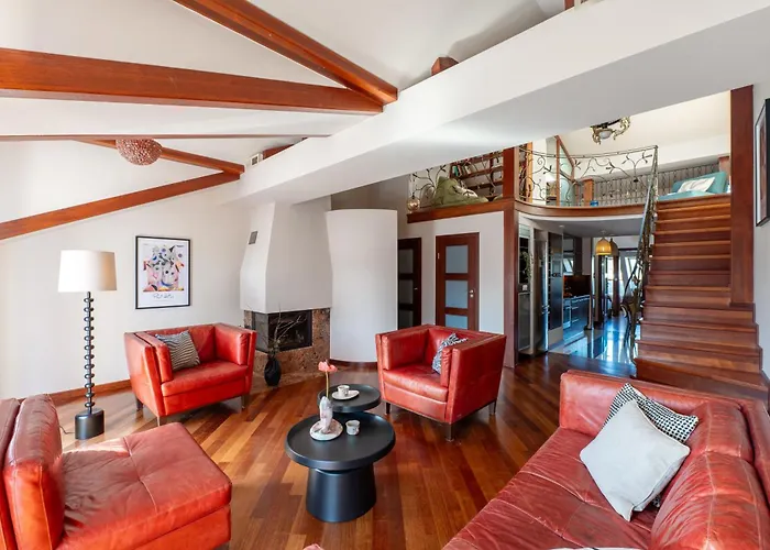 Daire Dome View By The Main Square - By Upstairs