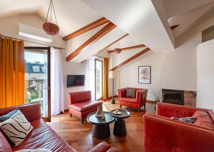 Dome View By The Main Square - By Upstairs Daire